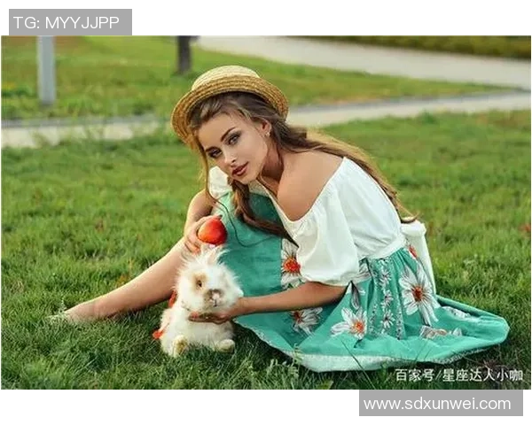 足球明星魅力无限女生头像展现个性与风采